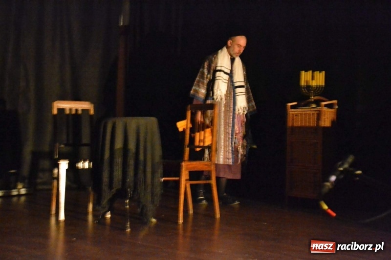 Zdjęcie w galerii na portalu naszraciborz.pl: Wieczór z Teatrem na Zamku Piastowskim wiadomości z regionu