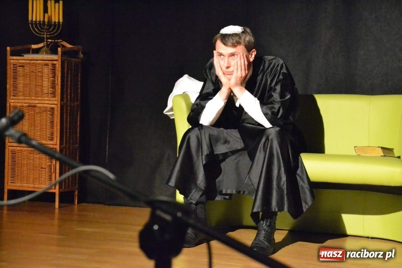 Zdjęcie w galerii na portalu naszraciborz.pl: Wieczór z Teatrem na Zamku Piastowskim wiadomości z regionu