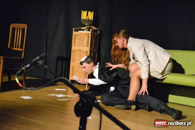 Zdjęcie w galerii na portalu naszraciborz.pl: Wieczór z Teatrem na Zamku Piastowskim wiadomości z regionu