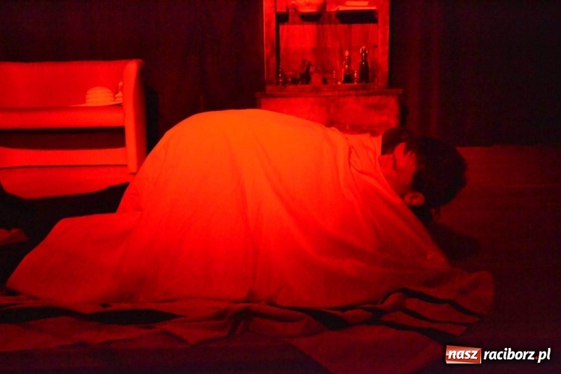 Zdjęcie w galerii na portalu naszraciborz.pl: Wieczór z Teatrem na Zamku Piastowskim wiadomości z regionu