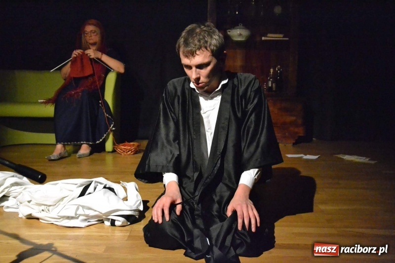 Zdjęcie w galerii na portalu naszraciborz.pl: Wieczór z Teatrem na Zamku Piastowskim wiadomości z regionu