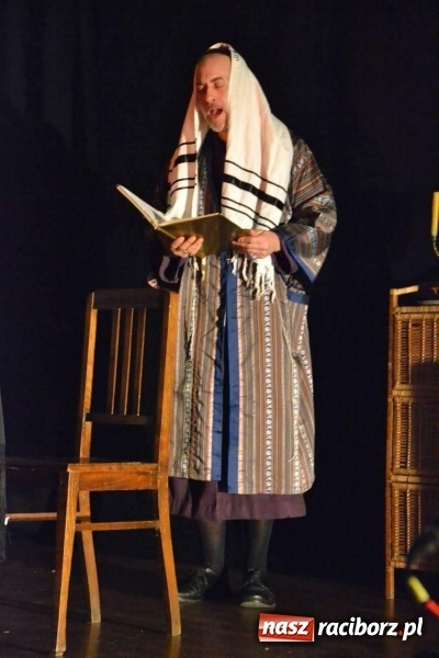 Zdjęcie w galerii na portalu naszraciborz.pl: Wieczór z Teatrem na Zamku Piastowskim wiadomości z regionu