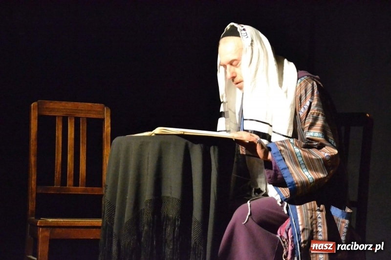 Zdjęcie w galerii na portalu naszraciborz.pl: Wieczór z Teatrem na Zamku Piastowskim wiadomości z regionu