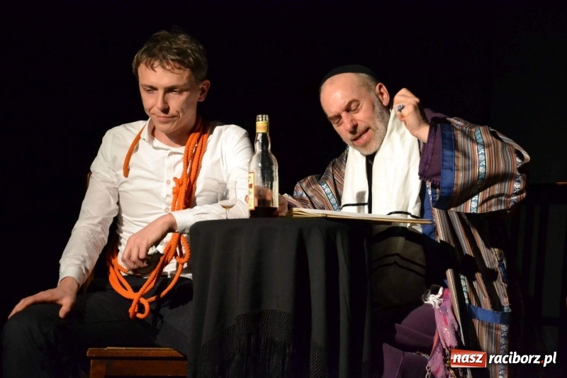 Zdjęcie w galerii na portalu naszraciborz.pl: Wieczór z Teatrem na Zamku Piastowskim wiadomości z regionu