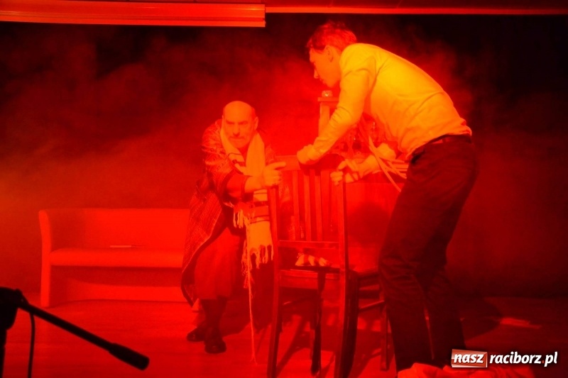 Zdjęcie w galerii na portalu naszraciborz.pl: Wieczór z Teatrem na Zamku Piastowskim wiadomości z regionu