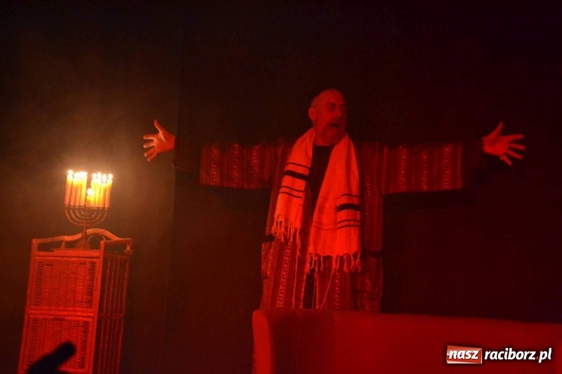 Zdjęcie w galerii na portalu naszraciborz.pl: Wieczór z Teatrem na Zamku Piastowskim wiadomości z regionu