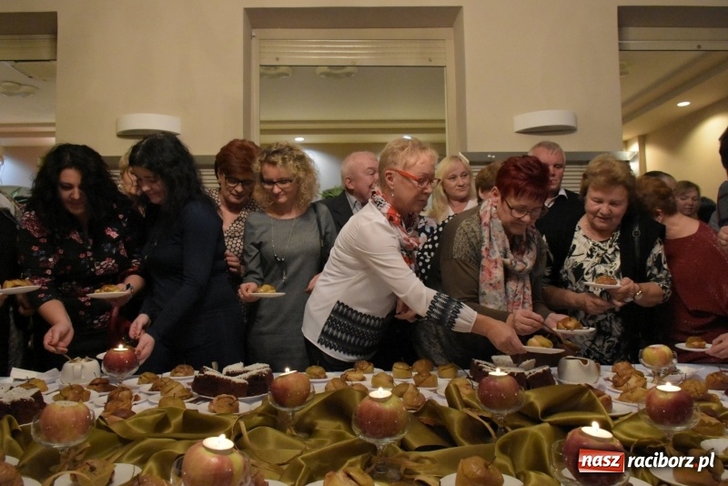 Zdjęcie w galerii na portalu naszraciborz.pl: Zacznij od Bacha – muzyczny wieczór z Wodeckim w Tworkowie  wiadomości z regionu