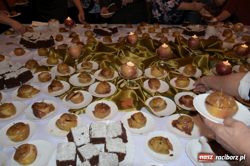 Zdjęcie w galerii na portalu naszraciborz.pl: Zacznij od Bacha – muzyczny wieczór z Wodeckim w Tworkowie  wiadomości z regionu