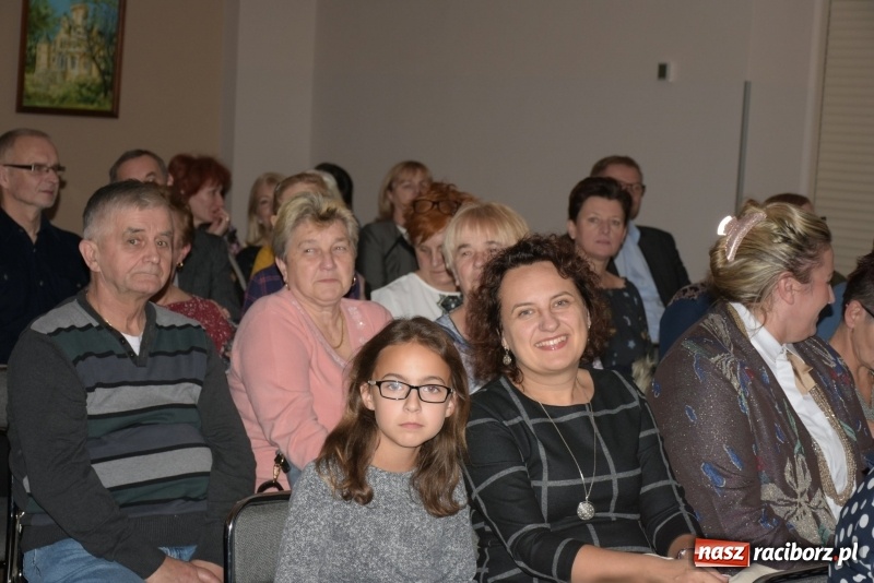 Zdjęcie w galerii na portalu naszraciborz.pl: Zacznij od Bacha – muzyczny wieczór z Wodeckim w Tworkowie  wiadomości z regionu