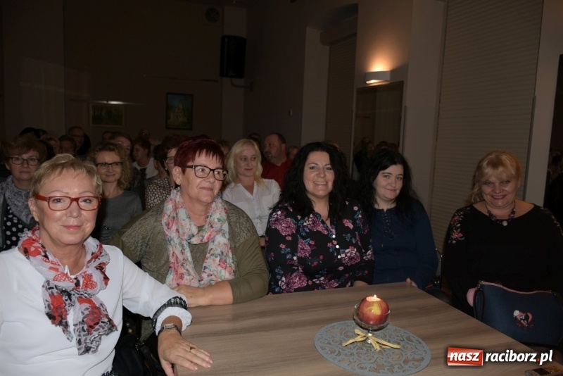 Zdjęcie w galerii na portalu naszraciborz.pl: Zacznij od Bacha – muzyczny wieczór z Wodeckim w Tworkowie  wiadomości z regionu