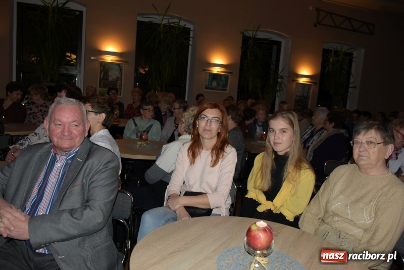 Zdjęcie w galerii na portalu naszraciborz.pl: Zacznij od Bacha – muzyczny wieczór z Wodeckim w Tworkowie  wiadomości z regionu