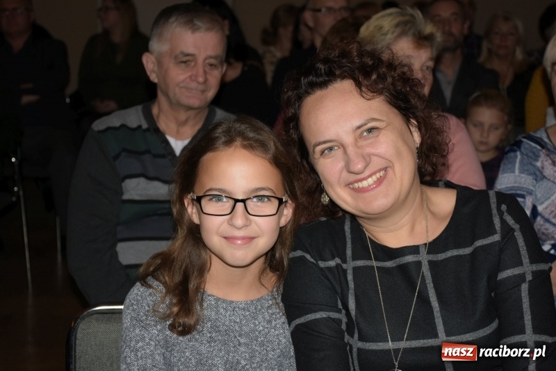 Zdjęcie w galerii na portalu naszraciborz.pl: Zacznij od Bacha – muzyczny wieczór z Wodeckim w Tworkowie  wiadomości z regionu