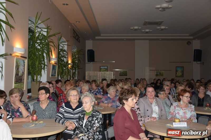 Zdjęcie w galerii na portalu naszraciborz.pl: Zacznij od Bacha – muzyczny wieczór z Wodeckim w Tworkowie  wiadomości z regionu