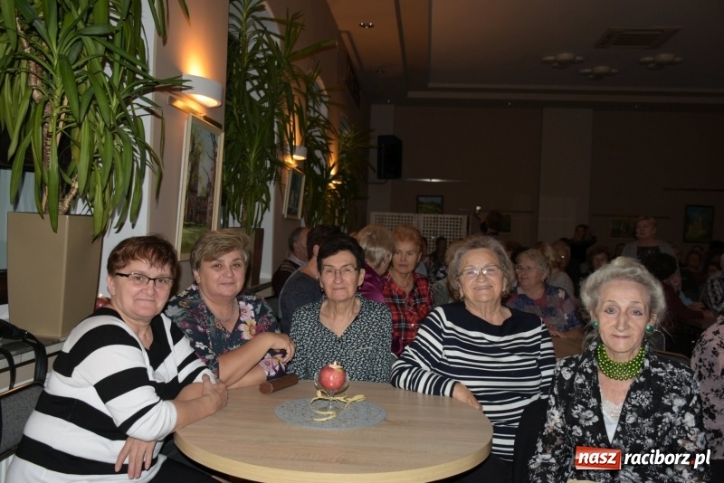 Zdjęcie w galerii na portalu naszraciborz.pl: Zacznij od Bacha – muzyczny wieczór z Wodeckim w Tworkowie  wiadomości z regionu