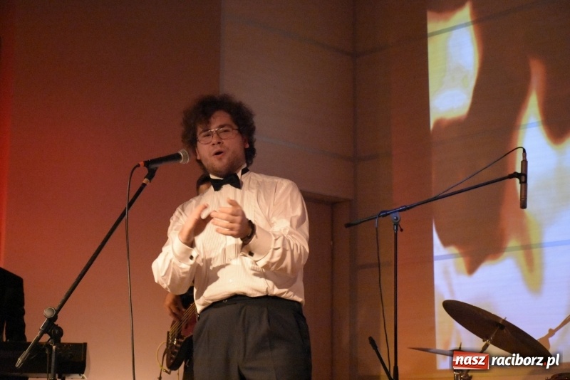 Zdjęcie w galerii na portalu naszraciborz.pl: Zacznij od Bacha – muzyczny wieczór z Wodeckim w Tworkowie  wiadomości z regionu