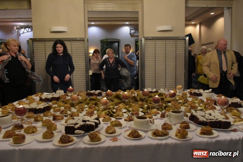 Zdjęcie w galerii na portalu naszraciborz.pl: Zacznij od Bacha – muzyczny wieczór z Wodeckim w Tworkowie  wiadomości z regionu