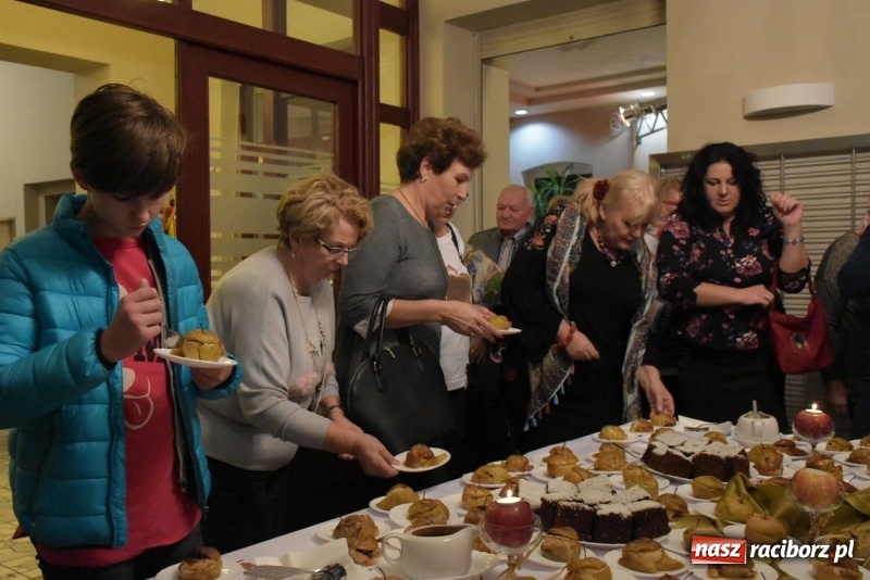 Zdjęcie w galerii na portalu naszraciborz.pl: Zacznij od Bacha – muzyczny wieczór z Wodeckim w Tworkowie  wiadomości z regionu