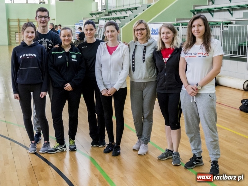 Zdjęcie w galerii na portalu naszraciborz.pl: Rozpoczął się maraton samoobrony Self Defense Expo w Arenie Rafako  wiadomości z regionu