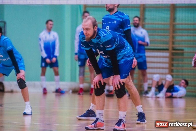 Zdjęcie w galerii na portalu naszraciborz.pl: Dreszczowiec w Arenie Rafako. Wicelider przebudził się w trzecim secie wiadomości z regionu