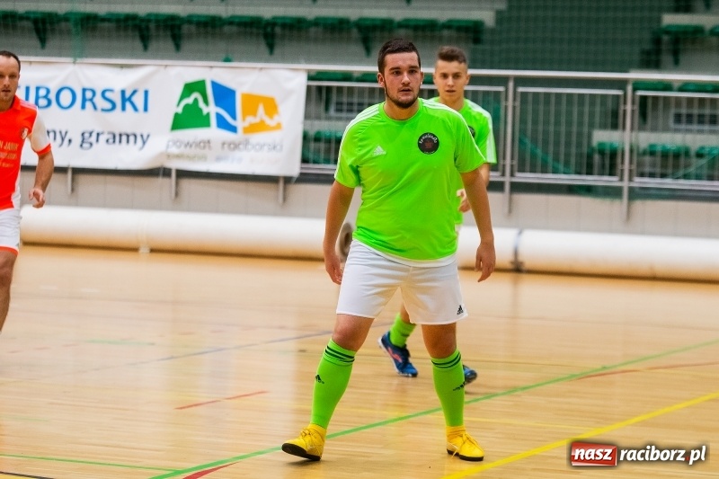 Zdjęcie w galerii na portalu naszraciborz.pl: Futsal. Sobotnie emocje w HLPN wiadomości z regionu