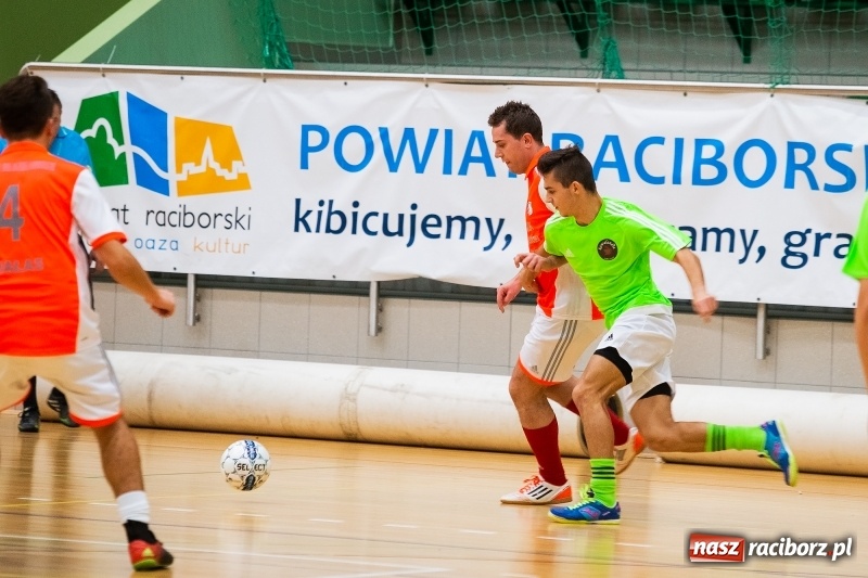 Zdjęcie w galerii na portalu naszraciborz.pl: Futsal. Sobotnie emocje w HLPN wiadomości z regionu