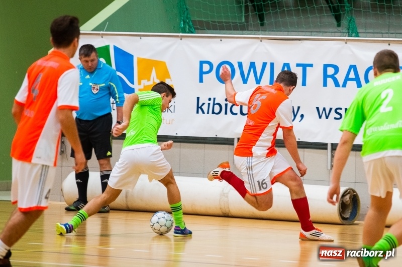 Zdjęcie w galerii na portalu naszraciborz.pl: Futsal. Sobotnie emocje w HLPN wiadomości z regionu
