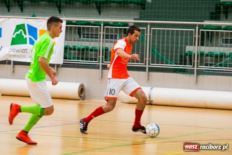Zdjęcie w galerii na portalu naszraciborz.pl: Futsal. Sobotnie emocje w HLPN wiadomości z regionu