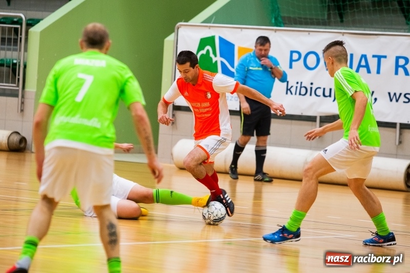 Zdjęcie w galerii na portalu naszraciborz.pl: Futsal. Sobotnie emocje w HLPN wiadomości z regionu
