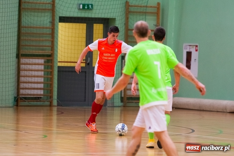 Zdjęcie w galerii na portalu naszraciborz.pl: Futsal. Sobotnie emocje w HLPN wiadomości z regionu