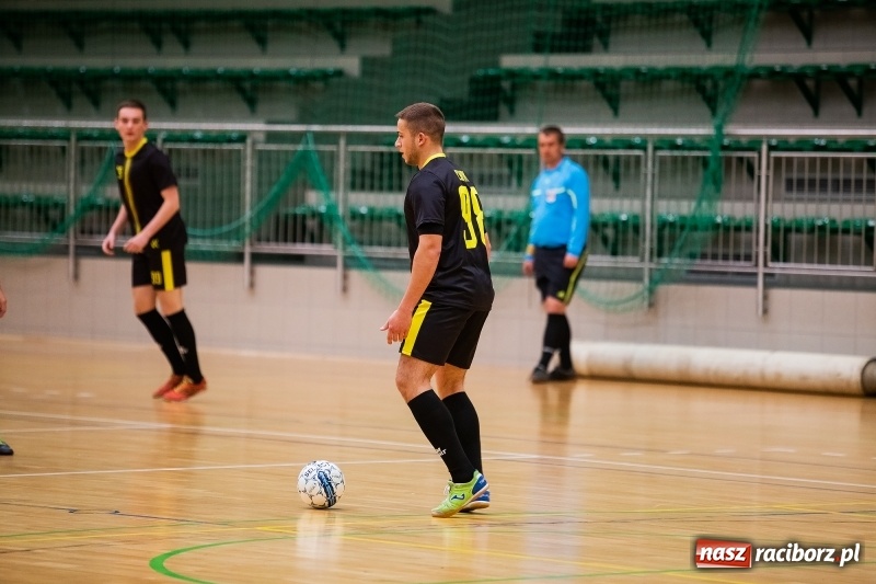 Zdjęcie w galerii na portalu naszraciborz.pl: Futsal. Sobotnie emocje w HLPN wiadomości z regionu