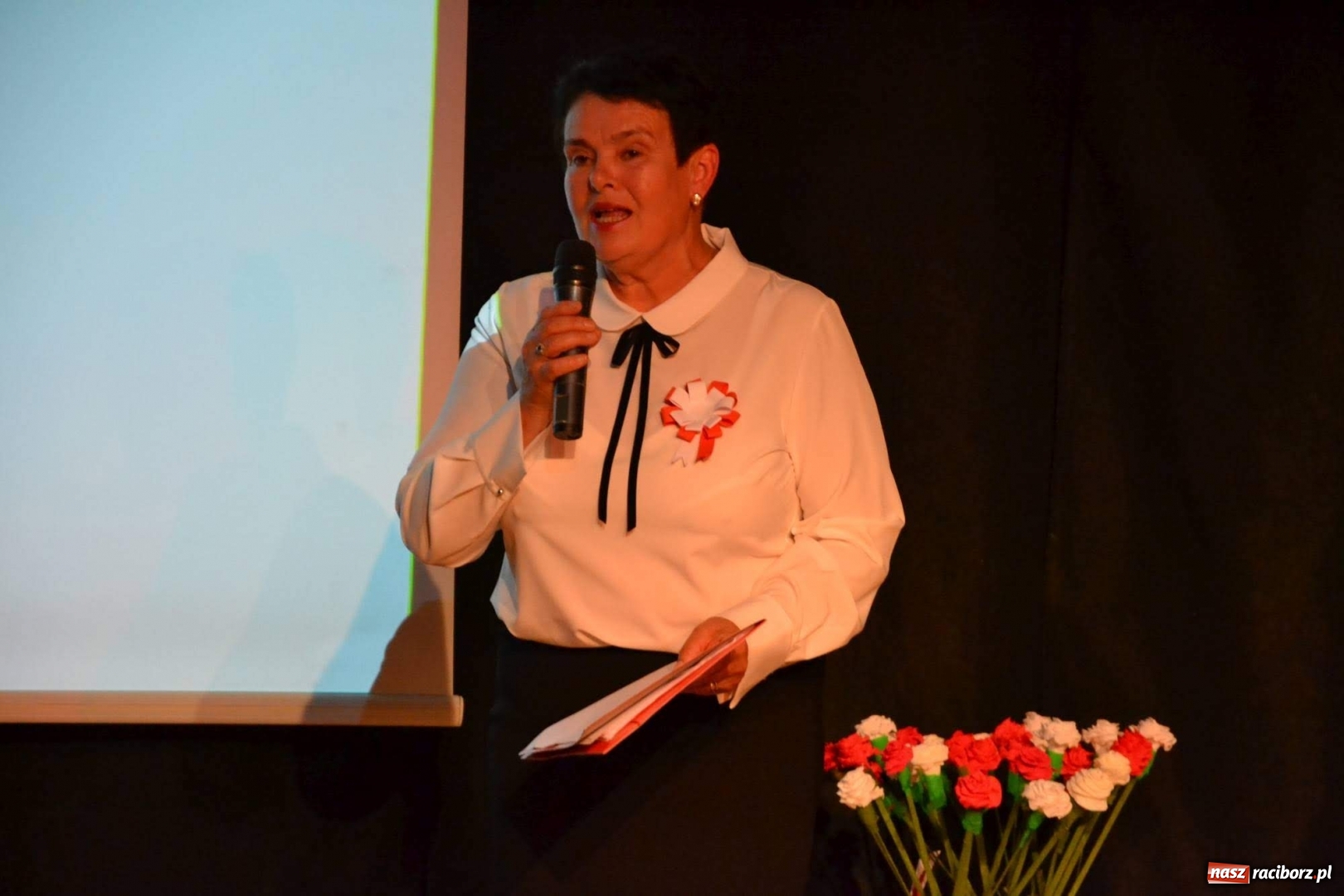 Zdjęcie w galerii na portalu naszraciborz.pl: Patriotyczny wieczór na raciborskim zamku  wiadomości z regionu