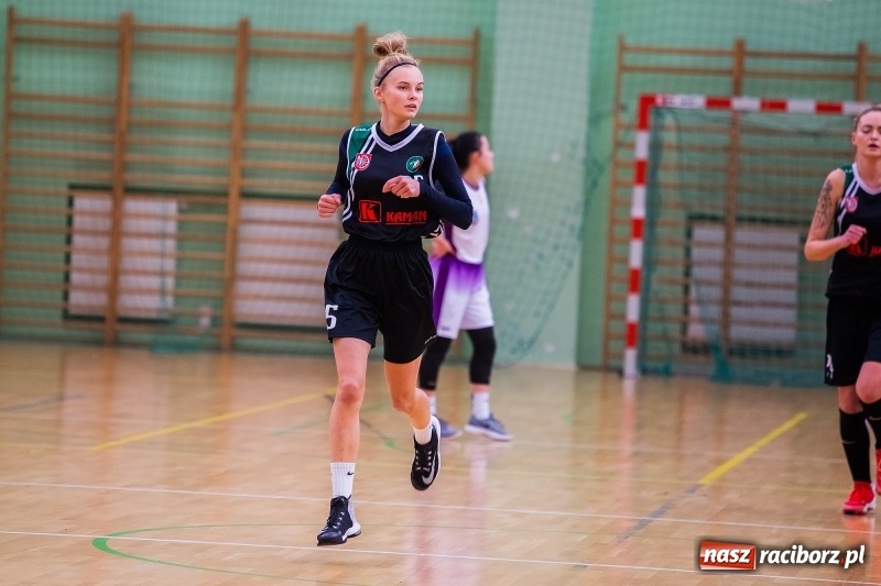Zdjęcie w galerii na portalu naszraciborz.pl: Koszykarki RKK AZS znów bez wygranej wiadomości z regionu