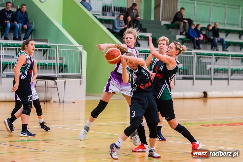 Zdjęcie w galerii na portalu naszraciborz.pl: Koszykarki RKK AZS znów bez wygranej wiadomości z regionu