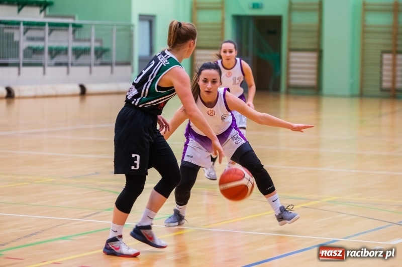 Zdjęcie w galerii na portalu naszraciborz.pl: Koszykarki RKK AZS znów bez wygranej wiadomości z regionu
