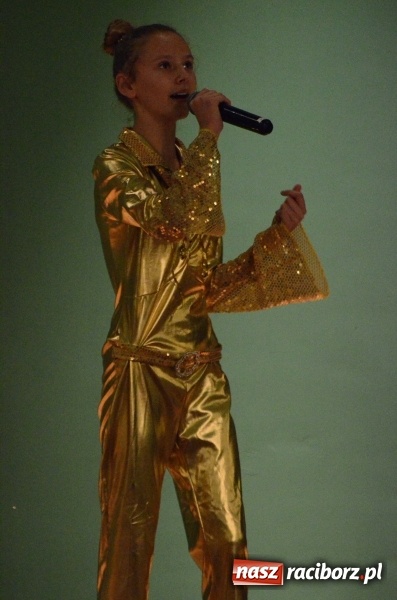 Zdjęcie w galerii na portalu naszraciborz.pl: Koncert Jesienny w wykonaniu wokalistów Studia Muzyki, Piosenki i Teatru ARS  wiadomości z regionu