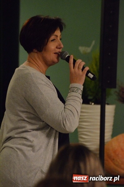 Zdjęcie w galerii na portalu naszraciborz.pl: Koncert Jesienny w wykonaniu wokalistów Studia Muzyki, Piosenki i Teatru ARS  wiadomości z regionu