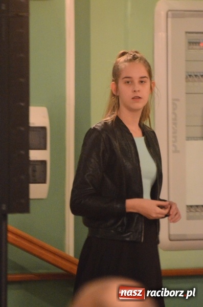 Zdjęcie w galerii na portalu naszraciborz.pl: Koncert Jesienny w wykonaniu wokalistów Studia Muzyki, Piosenki i Teatru ARS  wiadomości z regionu