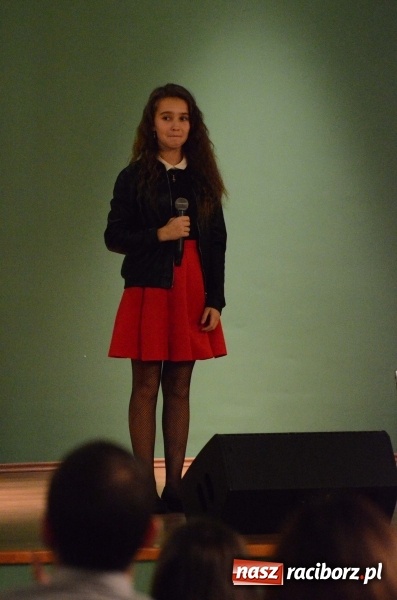 Zdjęcie w galerii na portalu naszraciborz.pl: Koncert Jesienny w wykonaniu wokalistów Studia Muzyki, Piosenki i Teatru ARS  wiadomości z regionu