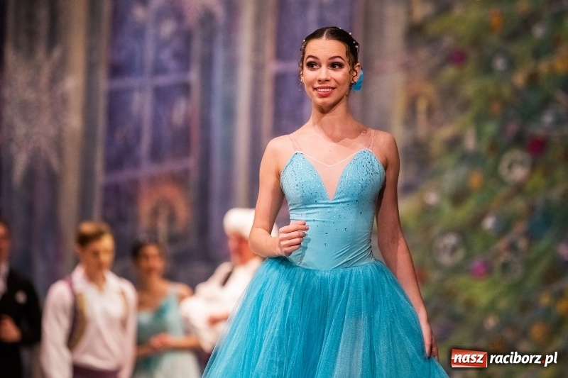 Zdjęcie w galerii na portalu naszraciborz.pl: Dziadek do orzechów w wykonaniu Royal Lviv Ballet w RCK wiadomości z regionu