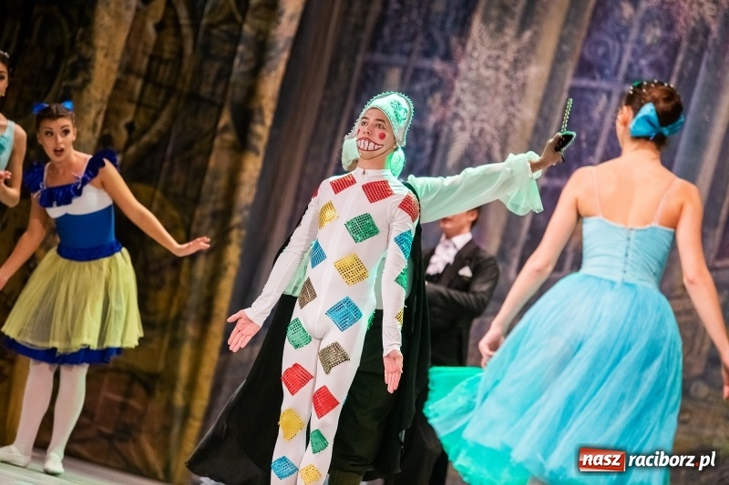 Zdjęcie w galerii na portalu naszraciborz.pl: Dziadek do orzechów w wykonaniu Royal Lviv Ballet w RCK wiadomości z regionu