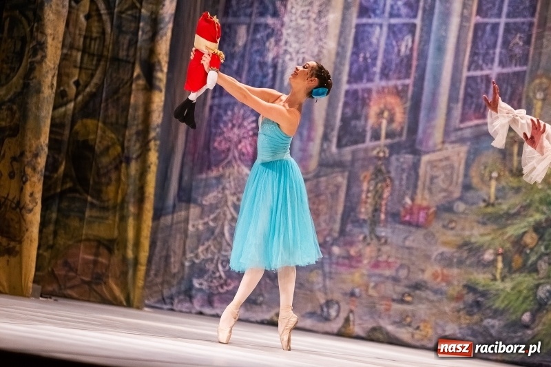 Zdjęcie w galerii na portalu naszraciborz.pl: Dziadek do orzechów w wykonaniu Royal Lviv Ballet w RCK wiadomości z regionu