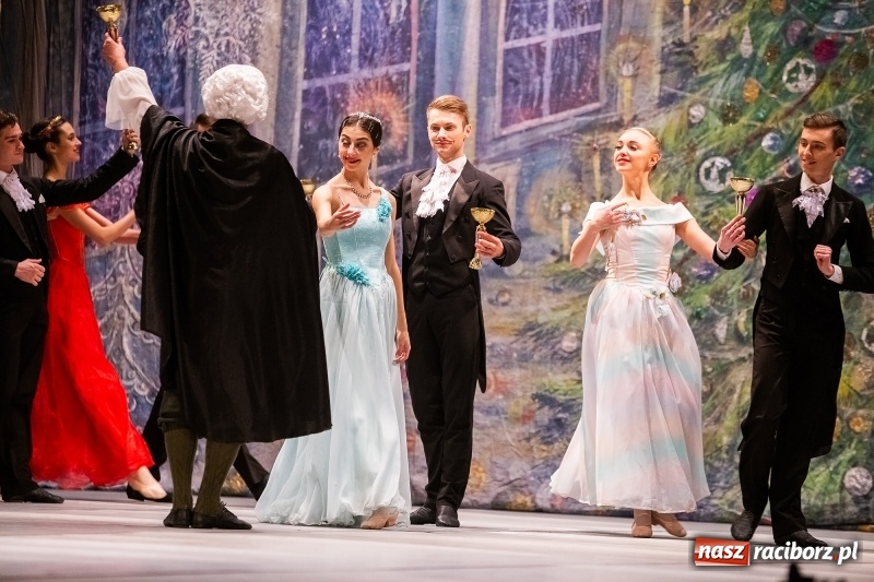 Zdjęcie w galerii na portalu naszraciborz.pl: Dziadek do orzechów w wykonaniu Royal Lviv Ballet w RCK wiadomości z regionu