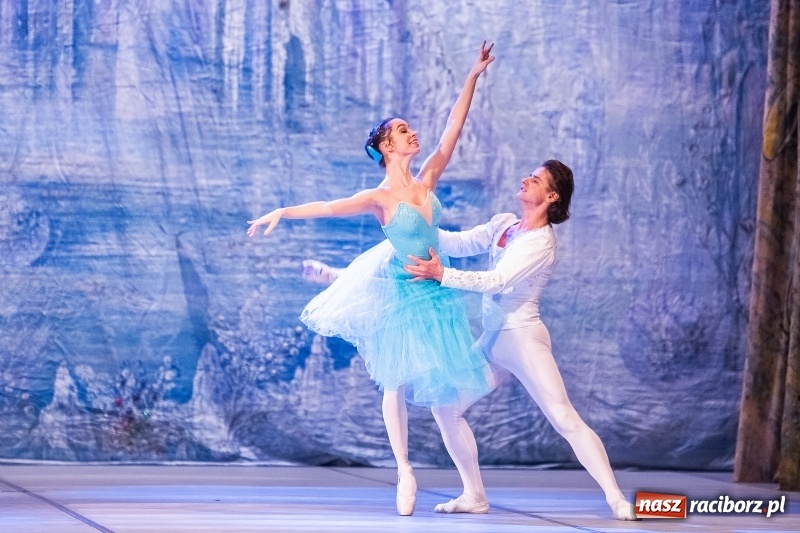 Zdjęcie w galerii na portalu naszraciborz.pl: Dziadek do orzechów w wykonaniu Royal Lviv Ballet w RCK wiadomości z regionu