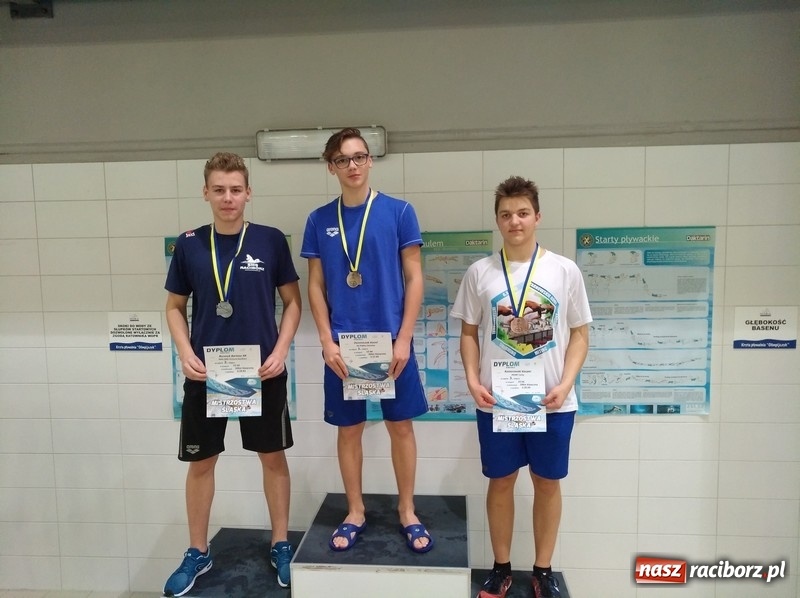 Zdjęcie w galerii na portalu naszraciborz.pl: Pływanie. 75 medali pływaków na Mistrzostwach Śląska wiadomości z regionu