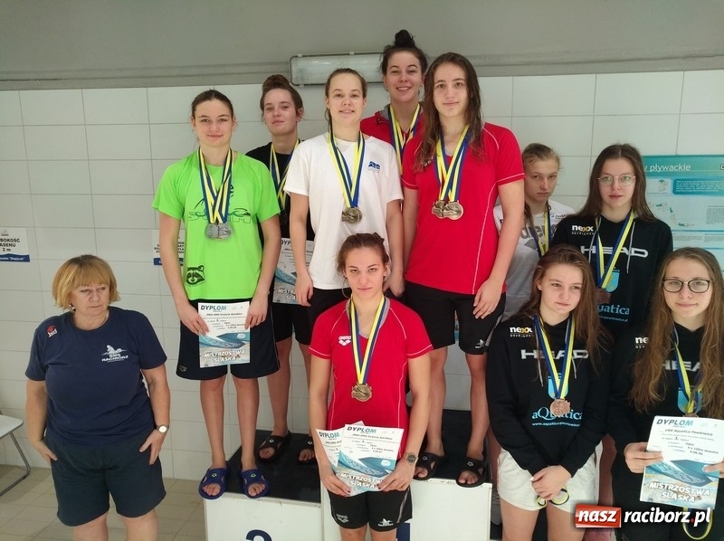 Zdjęcie w galerii na portalu naszraciborz.pl: Pływanie. 75 medali pływaków na Mistrzostwach Śląska wiadomości z regionu