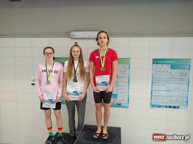 Zdjęcie w galerii na portalu naszraciborz.pl: Pływanie. 75 medali pływaków na Mistrzostwach Śląska wiadomości z regionu