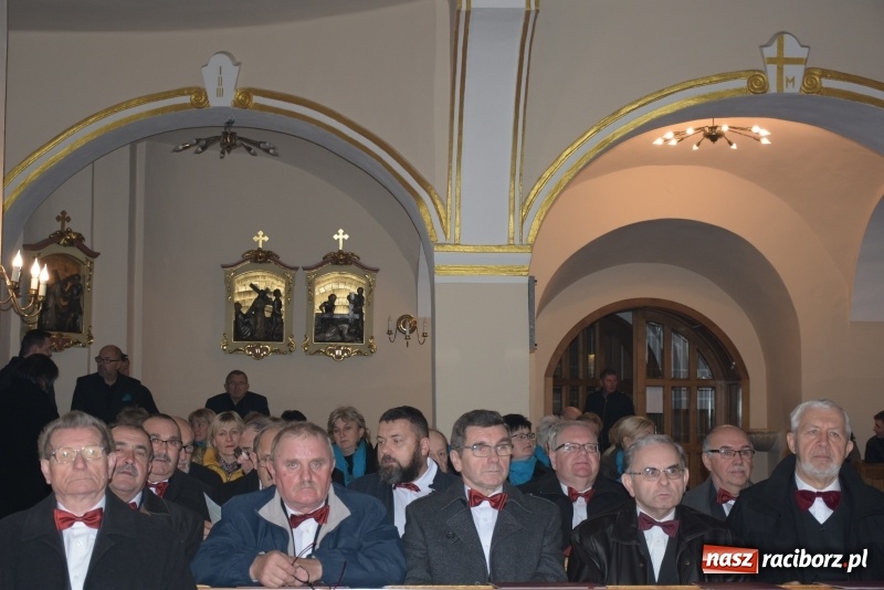 Zdjęcie w galerii na portalu naszraciborz.pl: VIII Przegląd Chórów Pogranicza w Krzyżanowicach za nami wiadomości z regionu