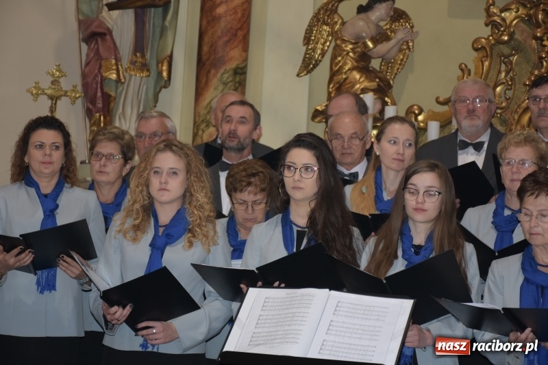 Zdjęcie w galerii na portalu naszraciborz.pl: VIII Przegląd Chórów Pogranicza w Krzyżanowicach za nami wiadomości z regionu