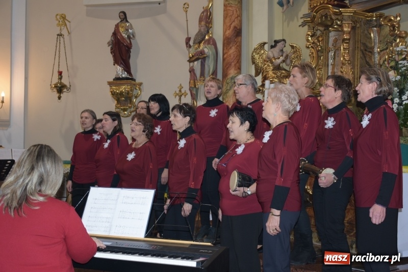 Zdjęcie w galerii na portalu naszraciborz.pl: VIII Przegląd Chórów Pogranicza w Krzyżanowicach za nami wiadomości z regionu