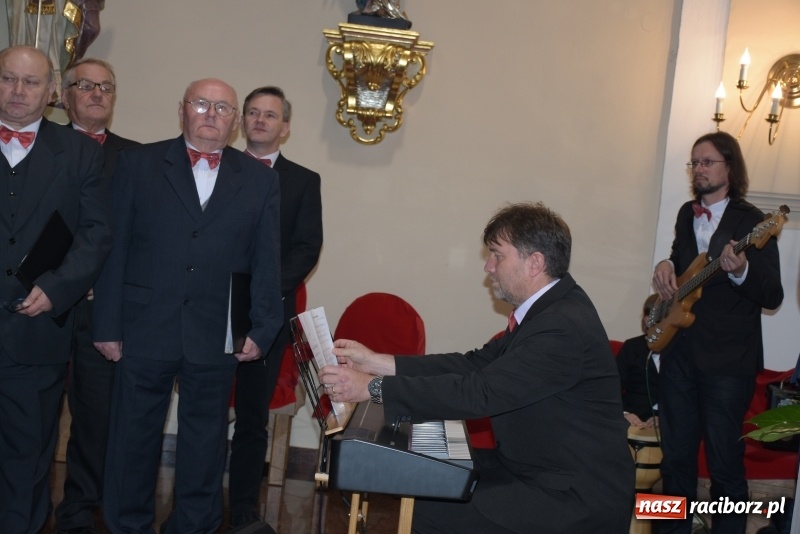 Zdjęcie w galerii na portalu naszraciborz.pl: VIII Przegląd Chórów Pogranicza w Krzyżanowicach za nami wiadomości z regionu